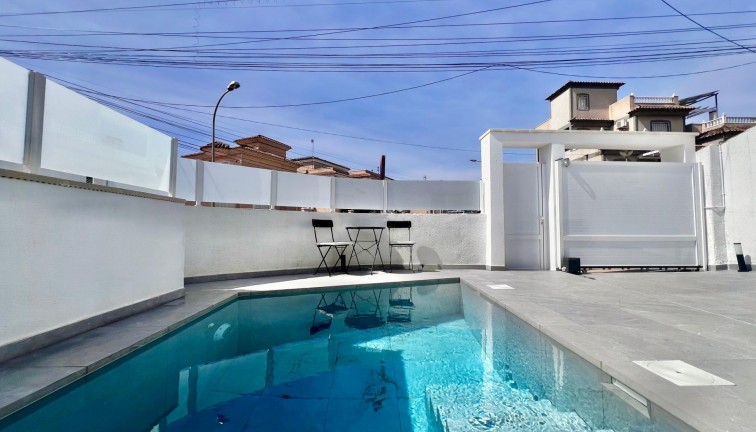 Jälleenmyynti - Erillistalo - San Miguel de Salinas - Villamartín