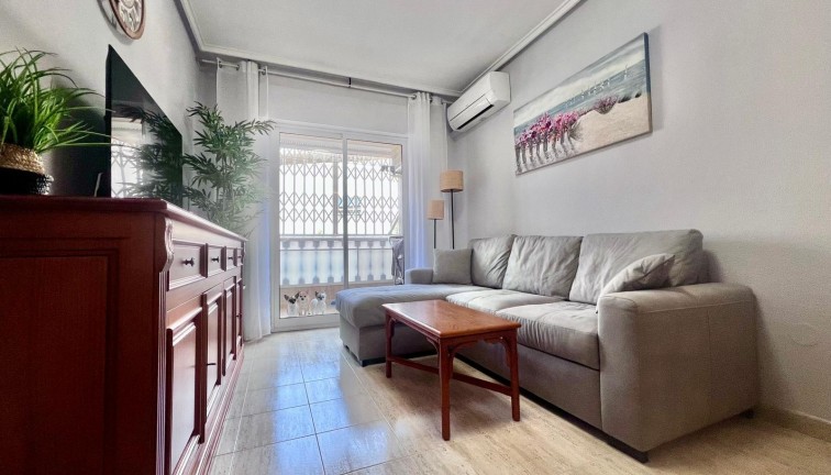 Jälleenmyynti - Asunto - Torrevieja - Acequion