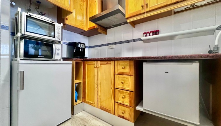 Jälleenmyynti - Asunto - Torrevieja - Acequion