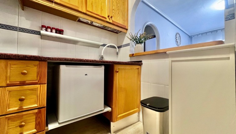 Jälleenmyynti - Asunto - Torrevieja - Acequion