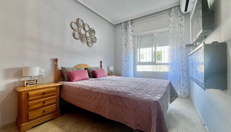 Jälleenmyynti - Asunto - Torrevieja - Acequion