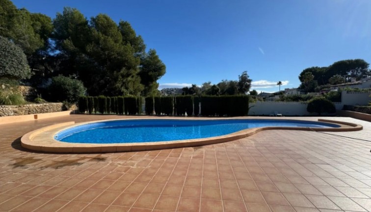 Återförsäljning - Duplex apartment (två våningar) - Moraira