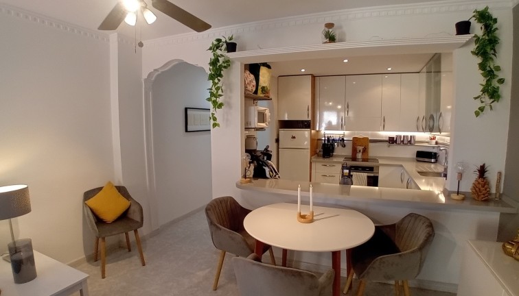 Resale - Apartment - Algorfa