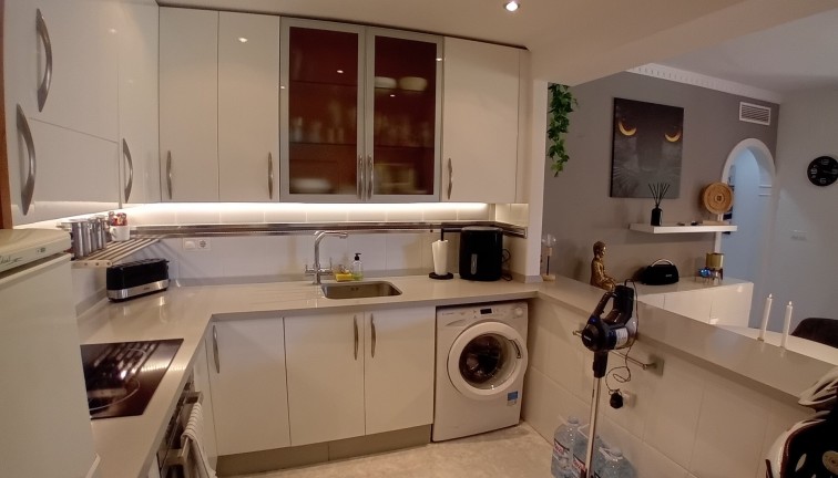 Resale - Apartment - Algorfa