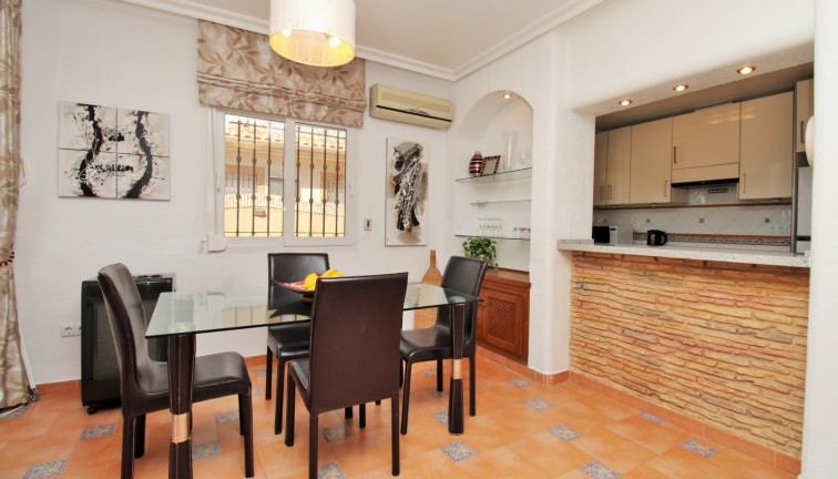 Reventa - Casa adosada - Playa Flamenca