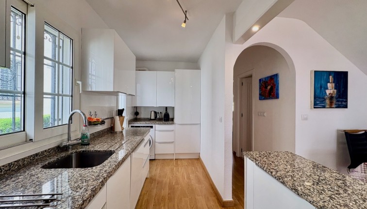 Resale - Chalet - Orihuela - Villamartín