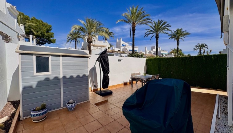 Resale - Chalet - Orihuela - Villamartín