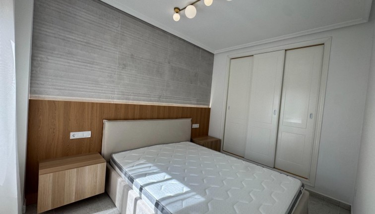 Jälleenmyynti - Asunto - Orihuela Costa - Villamartín