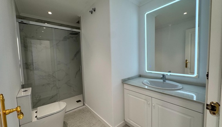 Jälleenmyynti - Asunto - Orihuela Costa - Villamartín