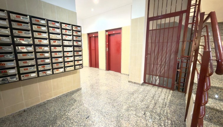 Jälleenmyynti - Asunto - Torrevieja - Parque de las Naciones