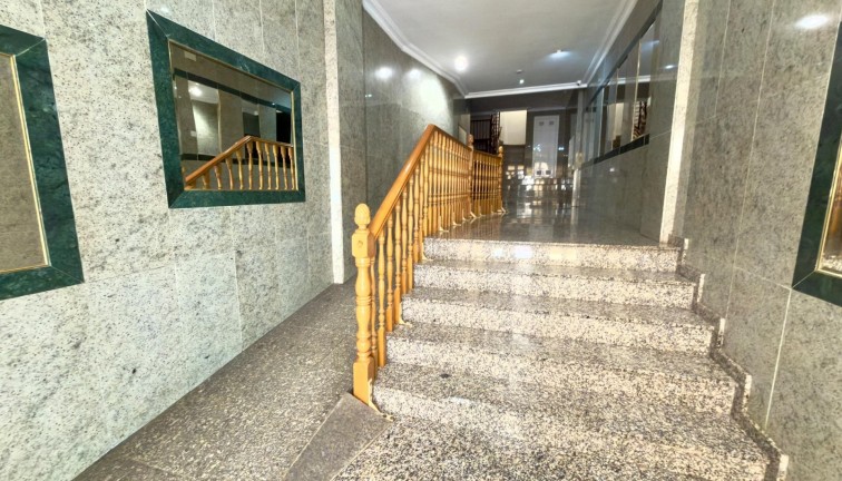 Jälleenmyynti - Asunto - Torrevieja - Parque de las Naciones