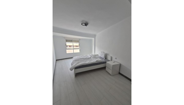 Jälleenmyynti - Asunto - Torrevieja - Acequion