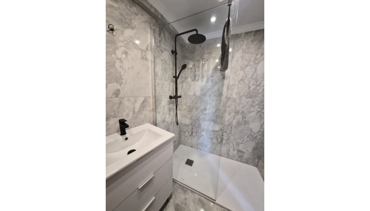 Jälleenmyynti - Asunto - Torrevieja - Acequion