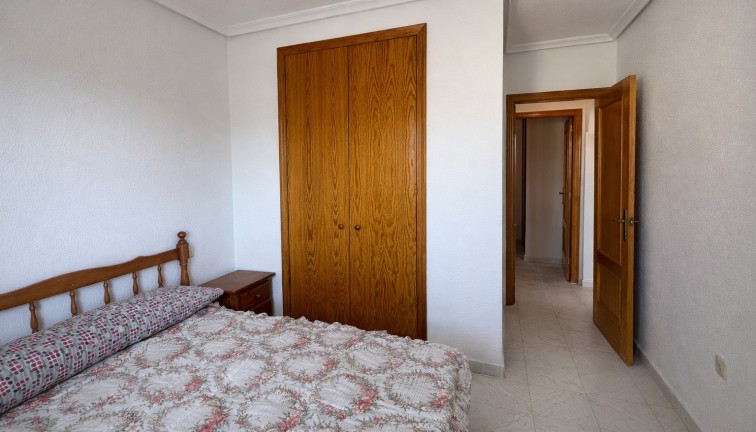 Resale - Apartment - Torrevieja - LA MATA