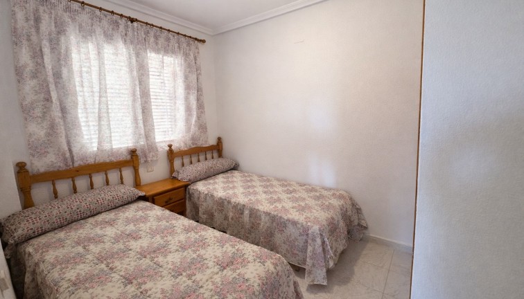 Resale - Apartment - Torrevieja - LA MATA