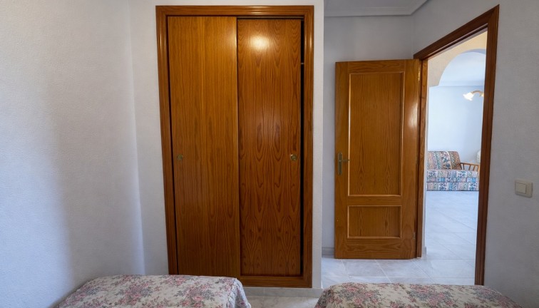 Resale - Apartment - Torrevieja - LA MATA