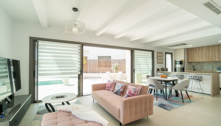 Jälleenmyynti - Erillistalo - Orihuela Costa - Villamartin Golf