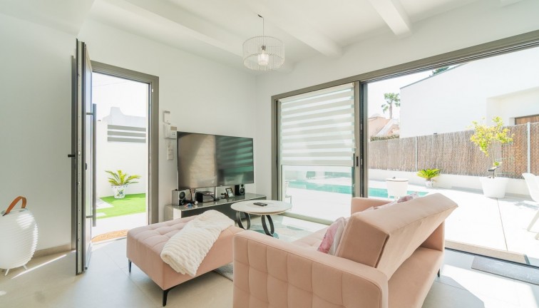 Jälleenmyynti - Erillistalo - Orihuela Costa - Villamartin Golf