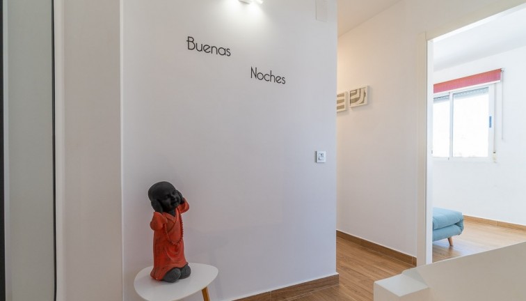 Reventa - Casa adosada - Torrevieja - El limonar