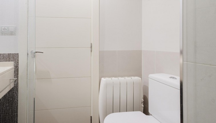 Återförsäljning -  Bostad - Översta våningen  - Orihuela Costa - Las Colinas