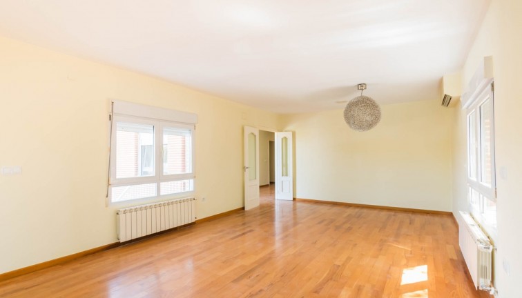 Resale - Chalet - MOLINA DEL SEGURA