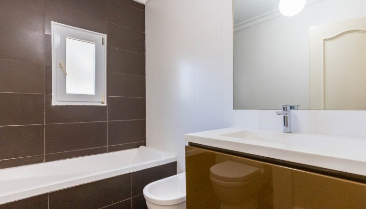 Resale - Chalet - MOLINA DEL SEGURA