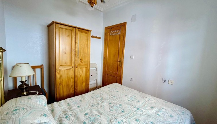 Jälleenmyynti - Asunto - Torrevieja