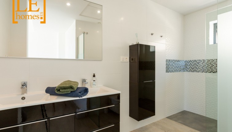 Resale - Chalet - Ciudad quesada - Rojales