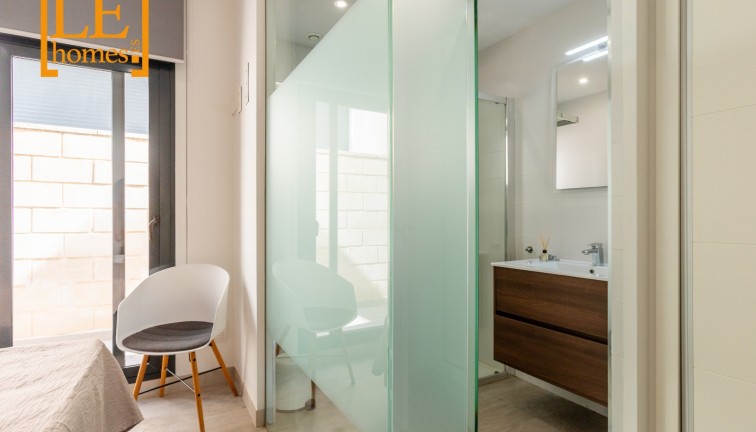 Resale - Chalet - Ciudad quesada - Rojales