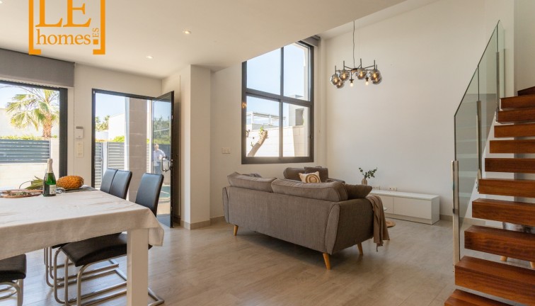 Resale - Chalet - Ciudad quesada - Rojales