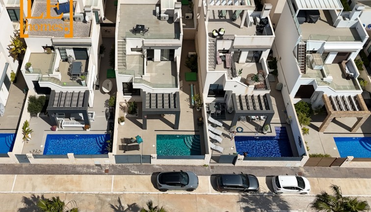 Resale - Chalet - Ciudad quesada - Rojales