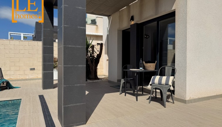 Resale - Chalet - Ciudad quesada - Rojales