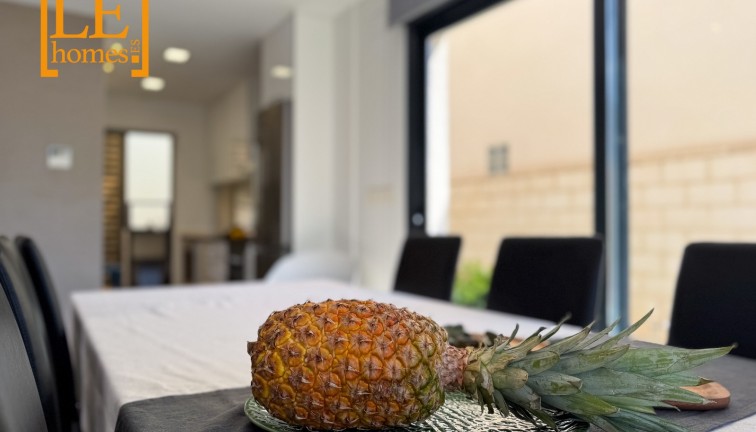 Resale - Chalet - Ciudad quesada - Rojales