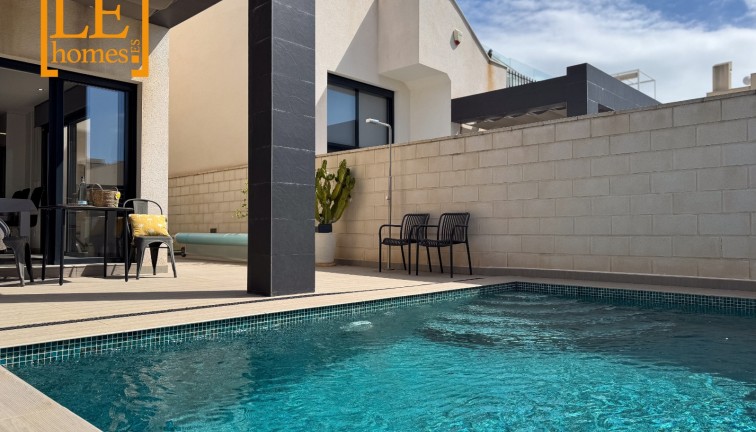 Resale - Chalet - Ciudad quesada - Rojales