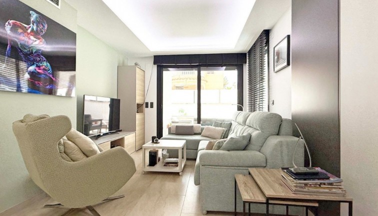 Resale - Chalet - Orihuela Costa - Villamartín