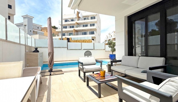 Resale - Chalet - Orihuela Costa - Villamartín