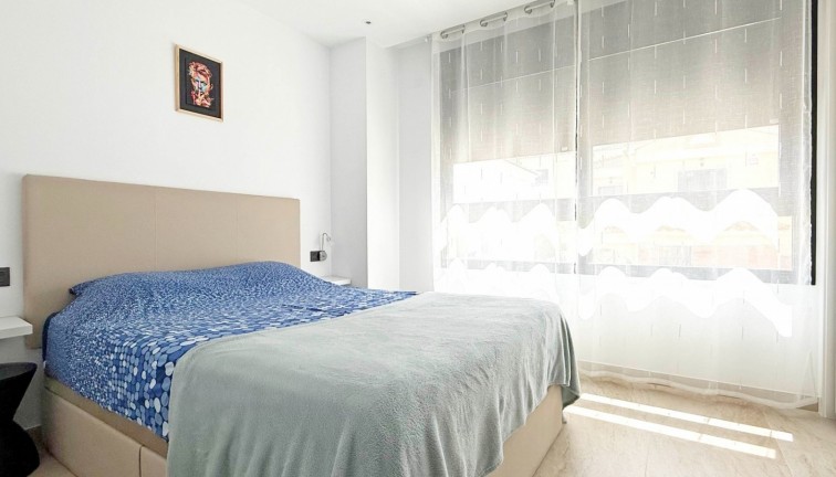 Resale - Chalet - Orihuela Costa - Villamartín