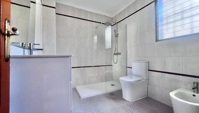 Resale - Duplex apartment - Pilar de la Horadada - Zona Pueblo