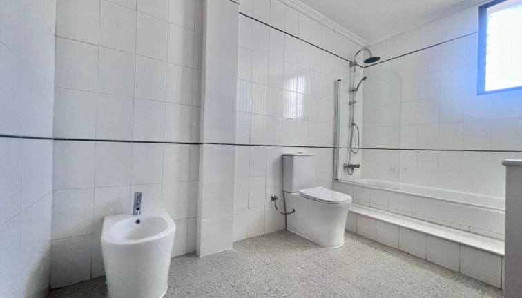 Resale - Duplex apartment - Pilar de la Horadada - Zona Pueblo