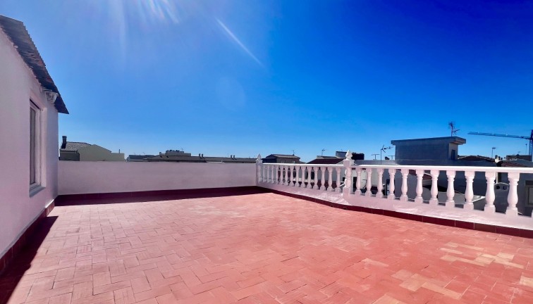 Resale - Duplex apartment - Pilar de la Horadada - Zona Pueblo