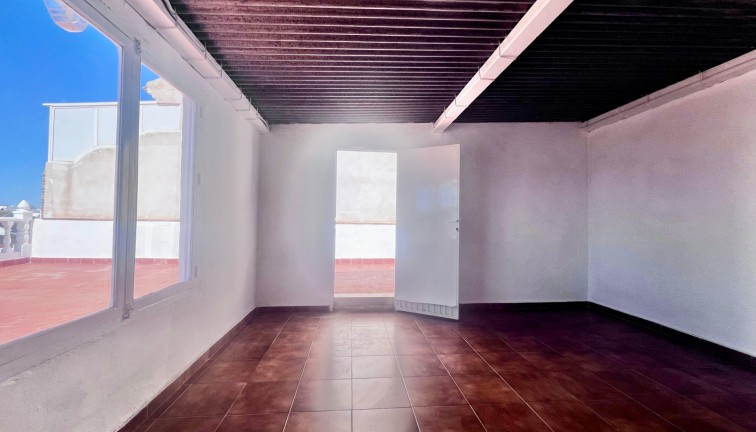 Resale - Duplex apartment - Pilar de la Horadada - Zona Pueblo