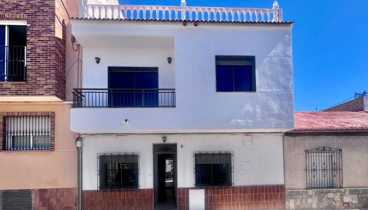 Resale - Duplex apartment - Pilar de la Horadada - Zona Pueblo