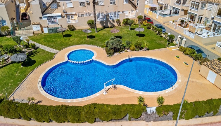Resale - Bungalow - Orihuela Costa - Playa Flamenca