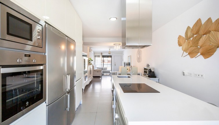 Jälleenmyynti - Asunto - Pilar de la Horadada - TORRE DE LA HORADADA