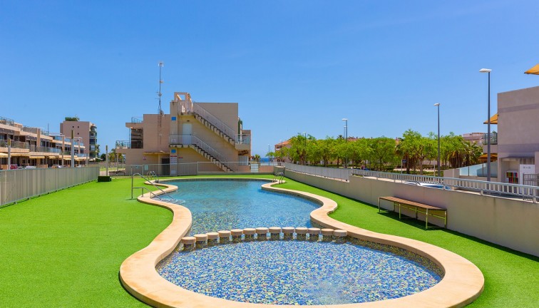 Jälleenmyynti - Asunto - Pilar de la Horadada - TORRE DE LA HORADADA