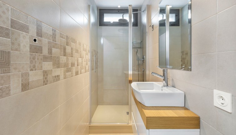 Resale - Chalet - Orihuela Costa - La Zenia