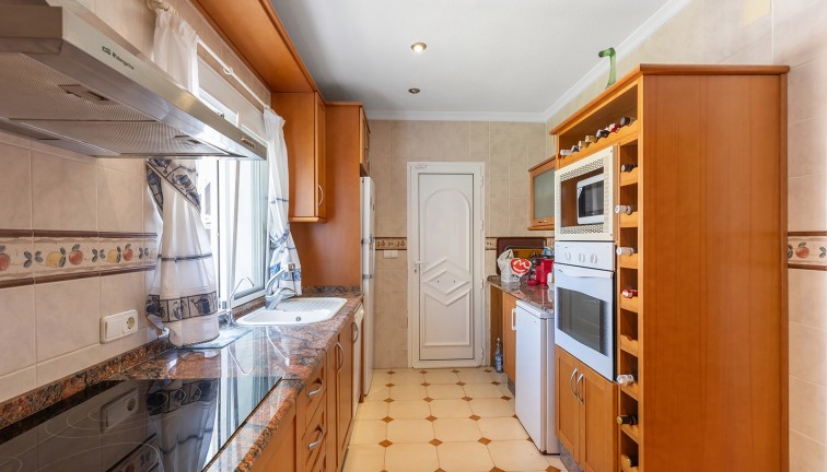 Resale - Chalet - Torrevieja - Rocio del Mar