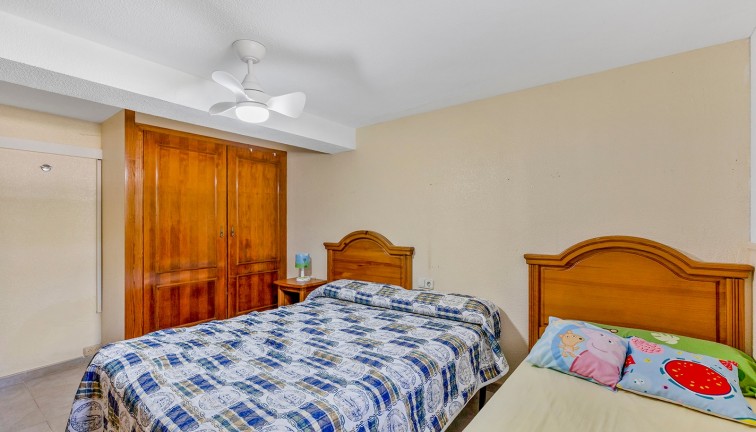 Resale - Chalet - Torrevieja - Rocio del Mar