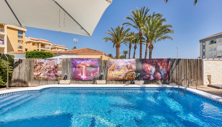 Resale - Chalet - Torrevieja - Rocio del Mar