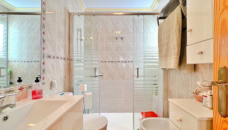 Återförsäljning - Lägenhet - Orihuela Costa - La Zenia